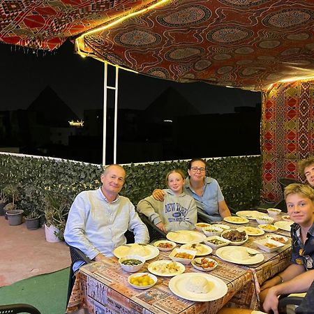 Bed and Breakfast Jana Pyramids View In 3 Kafret el-Gabal Zewnętrze zdjęcie