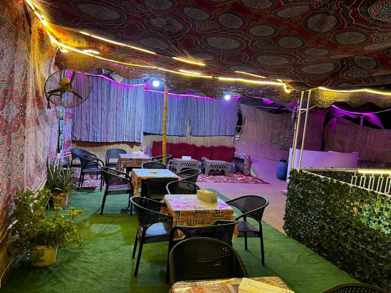Bed and Breakfast Jana Pyramids View In 3 Kafret el-Gabal Zewnętrze zdjęcie