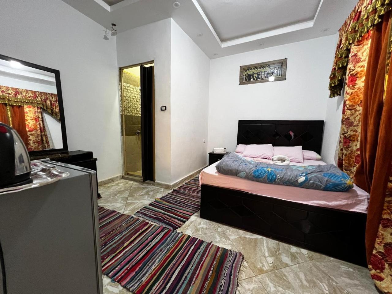 Bed and Breakfast Jana Pyramids View In 3 Kafret el-Gabal Zewnętrze zdjęcie