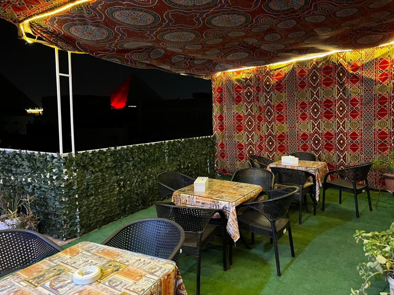 Bed and Breakfast Jana Pyramids View In 3 Kafret el-Gabal Zewnętrze zdjęcie