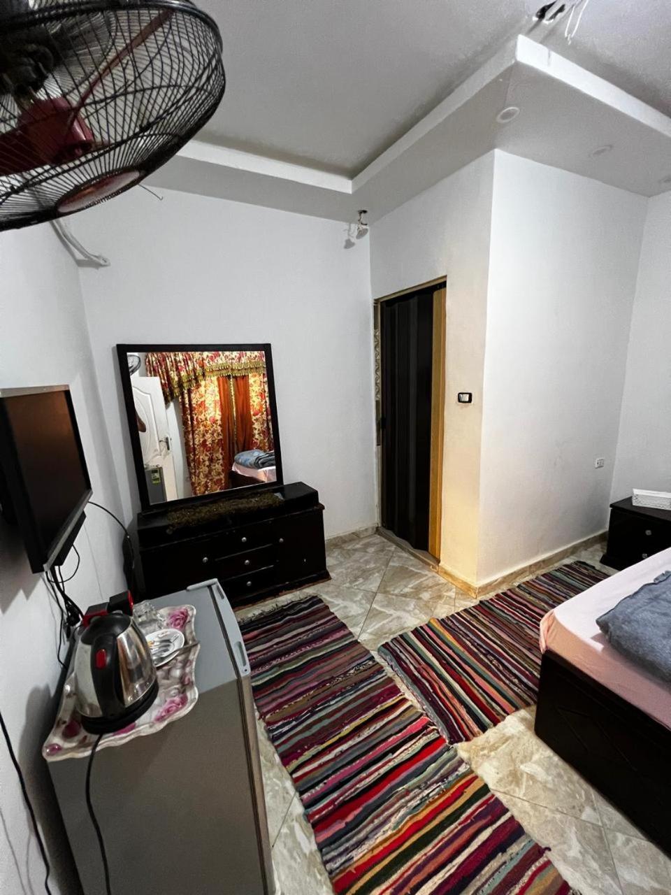 Bed and Breakfast Jana Pyramids View In 3 Kafret el-Gabal Zewnętrze zdjęcie